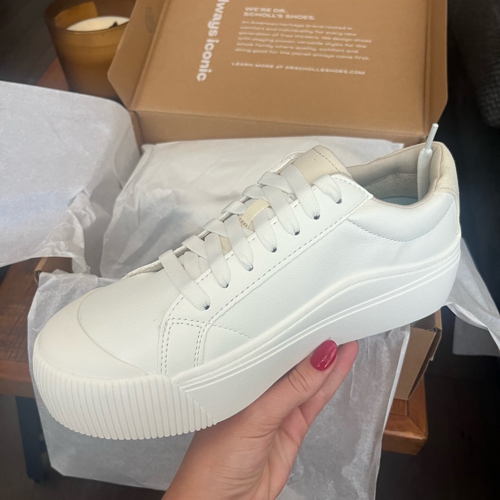 Dr. Scholl's Women’s Time Off Platform Max 7.5 Sneakers White Shoes